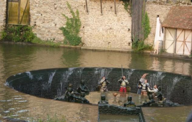 10 LES CHEVALIERS DE LA TABLE RONDE