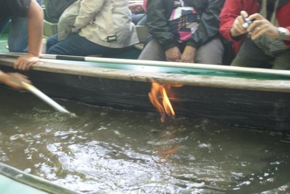 104 MARAIS POITEVIN Le feu sur l'eau