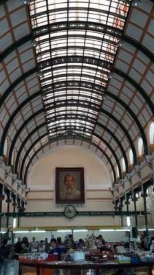 INTERIEUR DE LA POSTE DE SAIGON
