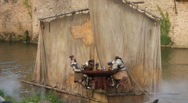 7 LES CHEVALIERS DE LA TABLE RONDE
