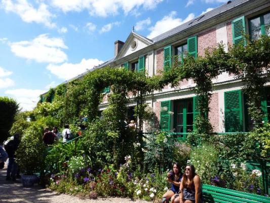 Façade de la maison de Claude Monet